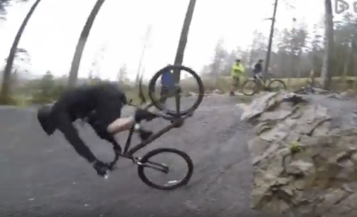 #WipeoutWednesdays: Mountain Bike Crash Compilation 2017 #3