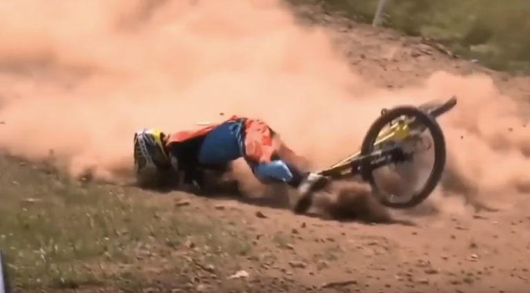#WipeoutWednesdays: Extreme Freeride MTB / Downhill Mountain Biking Accidents Compilation - Downhill Crashes Fails