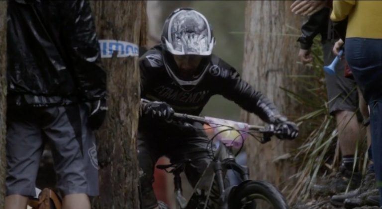 Insider - Commencal Vallnord Enduro Team