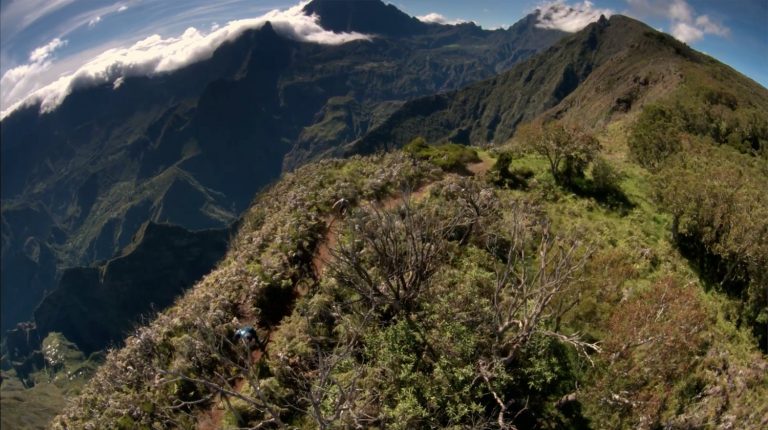 Components of Adventure: Reunion Island | SHIMANO