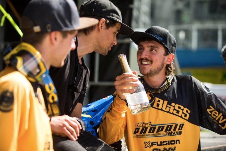 Race Report: Atwill and Farina Win in Schladming
