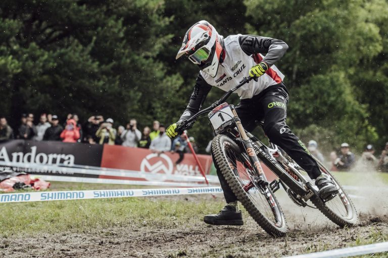 Can You Guess the Speed of Greg Minnaar? | UCI MTB World Cup Lenzerheide, Switzerland Winning Run