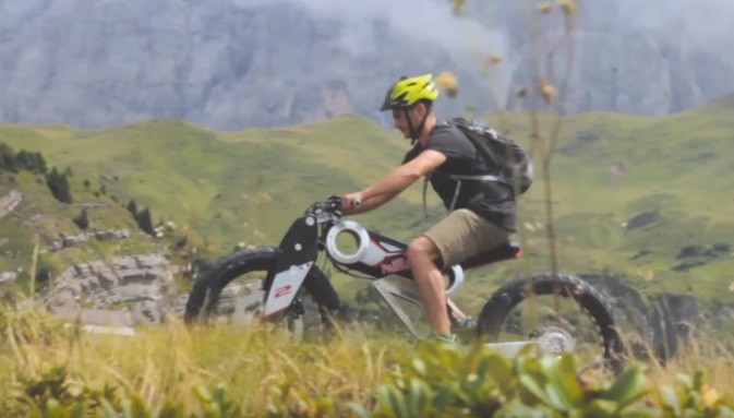 Carbon SUV E-Bike - Leave the Road