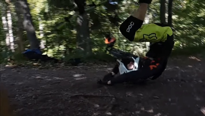 #WipeoutWednesdays: Crash Compilation | Fails | MTB Downhill/Freeride 2017 Epic Part 4[HD]