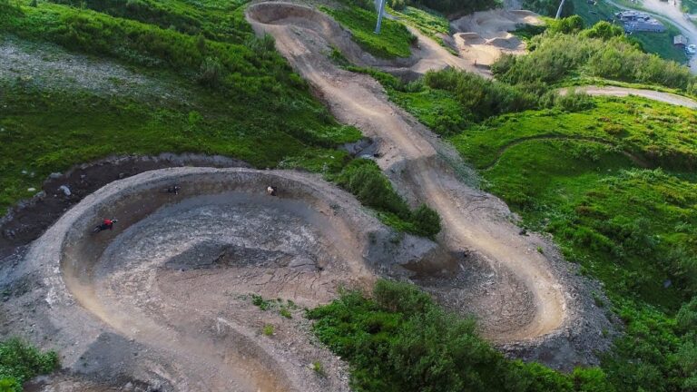 Bikepark Châtel Closing Weekend and Season Recap with Nico Vink and Friends