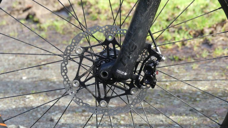 Mountain Bike Reviews - Hope Technology Tech 3 E4 Brakes 2018