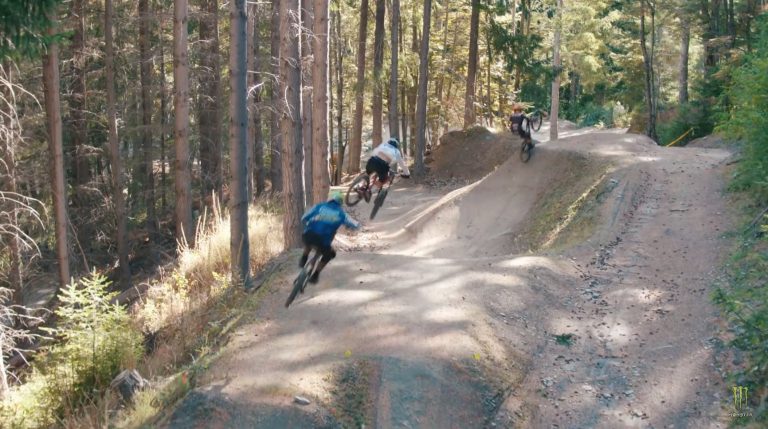 New Zealand MTB Trail Riding With The Crew