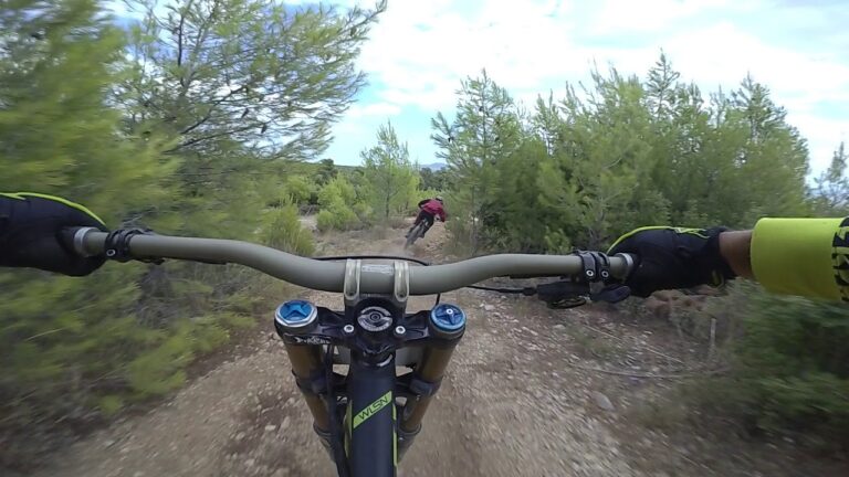 Gravity Freaks - Roz Trail
