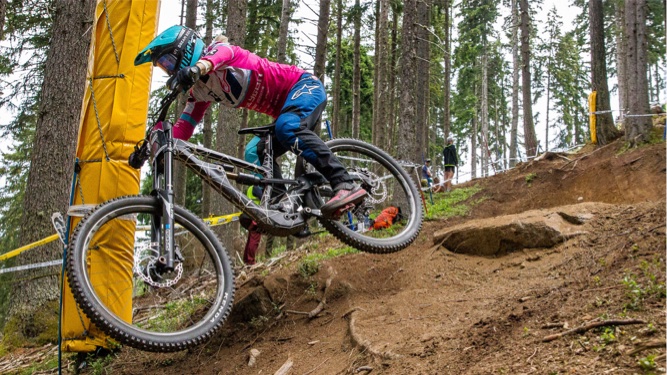 Hart and Hannah Repeat Podiums at Crankworx Innsbruck