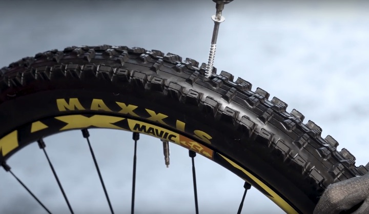 No Puncture Hassle - Brutal Tubeless Sealant Test