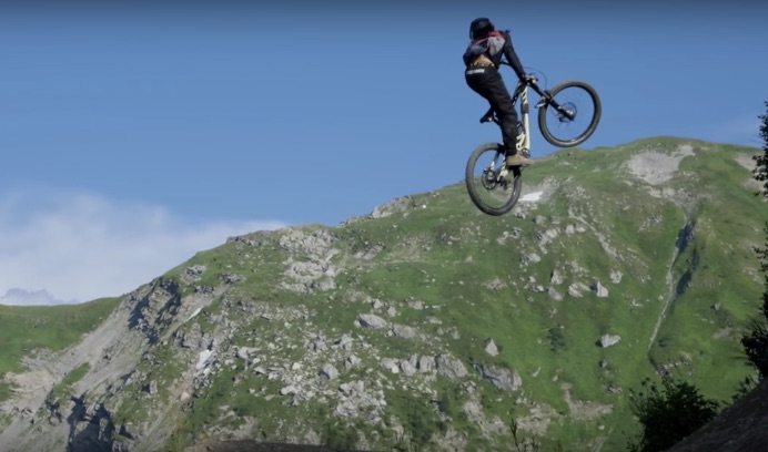 Hucking it with Kyle and Damon! Sundays in Châtel – Episode Five