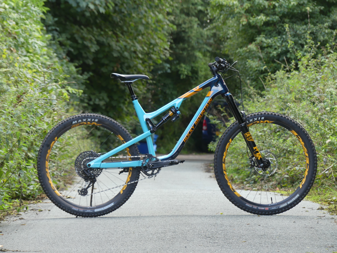 rocky mountain altitude carbon 50 2019