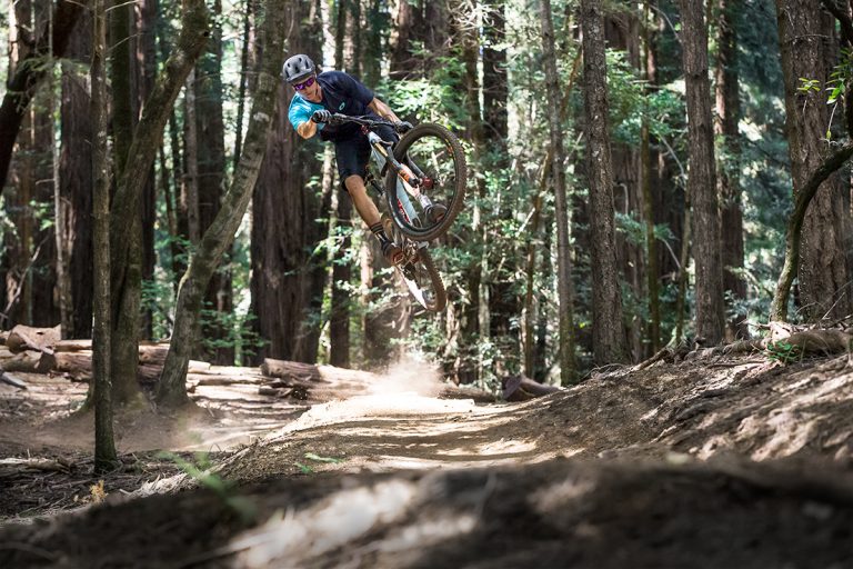 Oakley MTB: Spring 2019 & DRT5 With Greg Minnaar