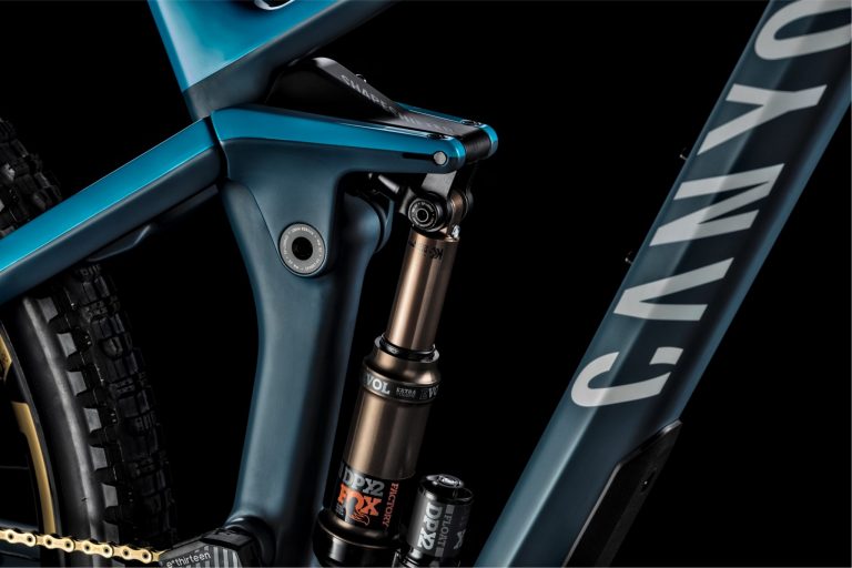 Canyon Announces 2019 Strive With 29" Wheels & New Shapeshifter