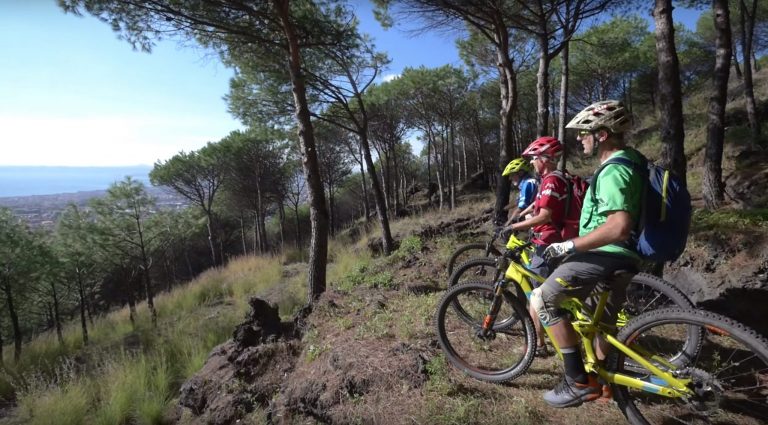 TransNapoli Urban MTB Adventure with Hans Rey | 4K Full Version
