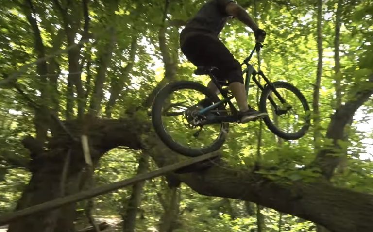 Building MTB Freeride Jumps & Trails