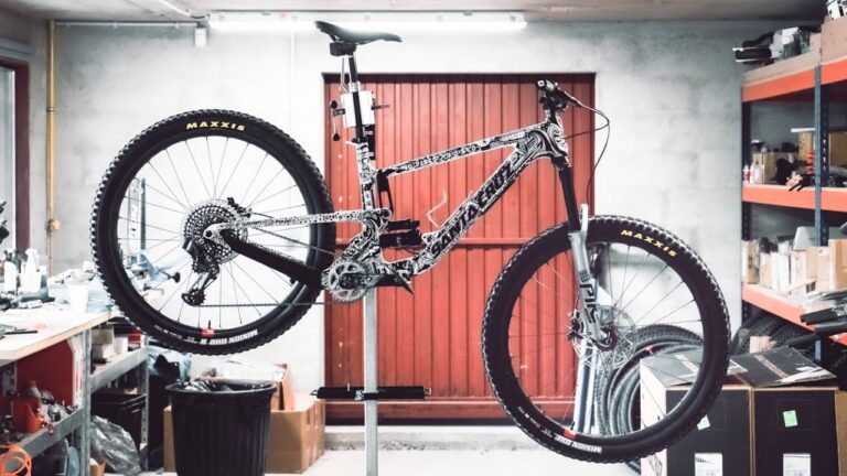 DREAM BUILD MTB - 2020 Santa Cruz Hightower DOODLE BIKE