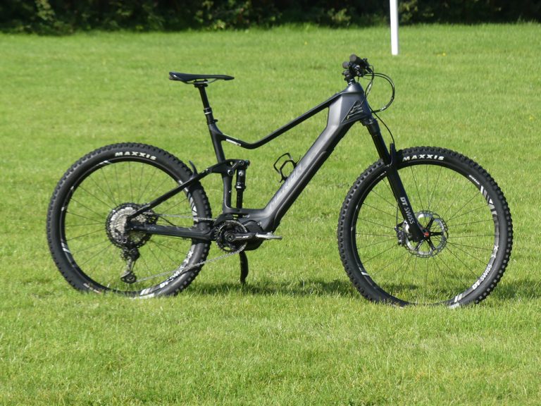 Mountain Bike Reviews - Merida Bikes eONE-FORTY 9000 2020