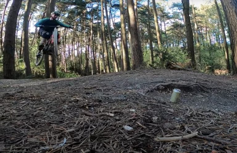 HOW TO JUMP A MOUNTAIN BIKE, BASIC AND ADVANCED TECHNIQUES!!!