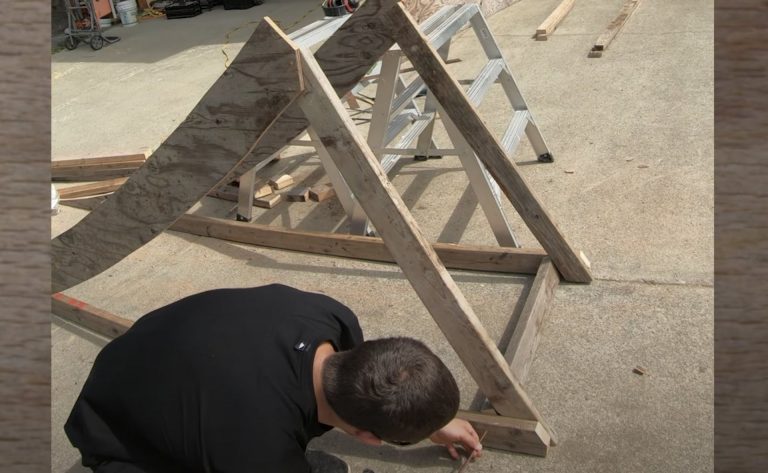How to Build a MTB Kicker with CLLCTV Rider Mark Wallace | Mark the Shark Super Sender 3000