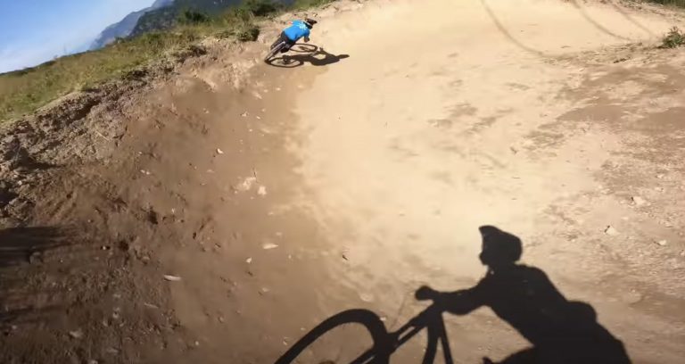 HITTING BIG JUMPS ON MY ENDURO BIKE AND THE FASTEST MTB TRAIL EVER!