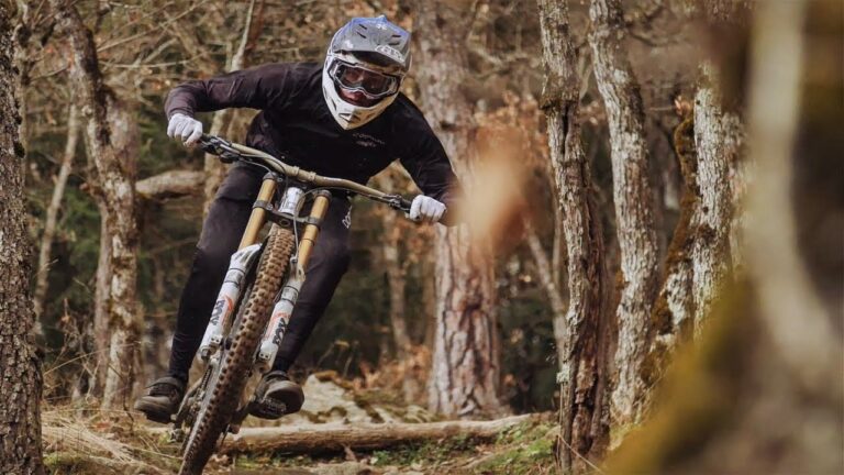 Baptiste Pierron Leads Us In To The New Week With Todays #MondayMotivation - 'Home Trails'