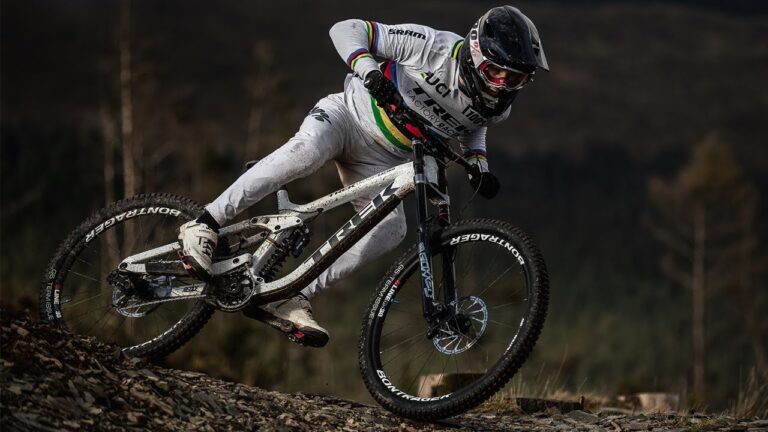 Reece Wilson & Kade Edwards Have Fun At Their UK DH Team Camp