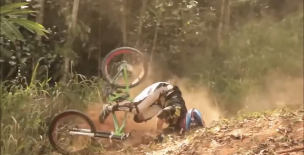 Wipeout Wednesday: Crazy Insane MTB Fails