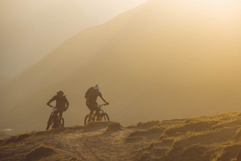 E-BIKE WORLD TOUR 2022: Calendar and Registration