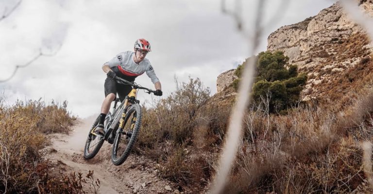 DAVID TRUMMER SIGNS WITH MS MONDRAKER!