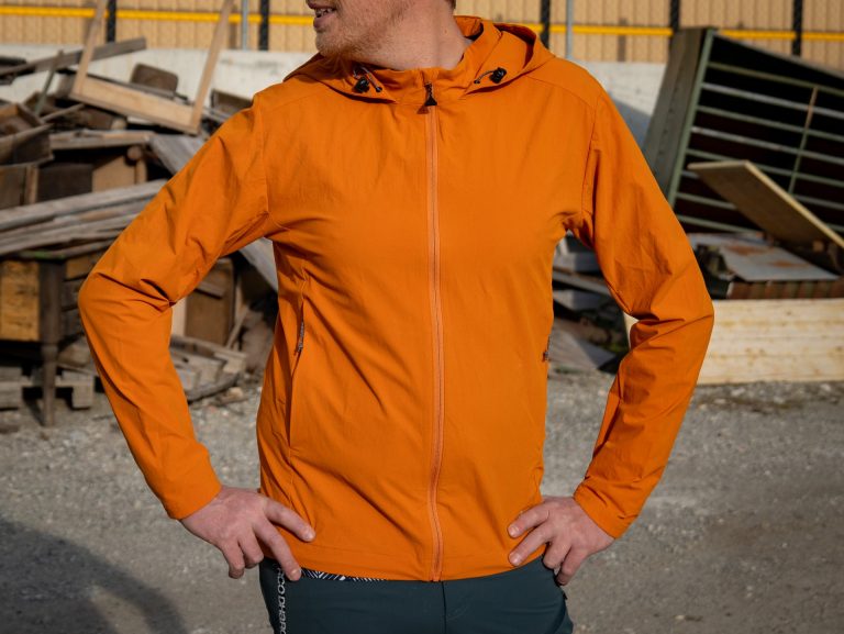 Mountain Bike Reviews - PNW Components Lander Jacket L 2022