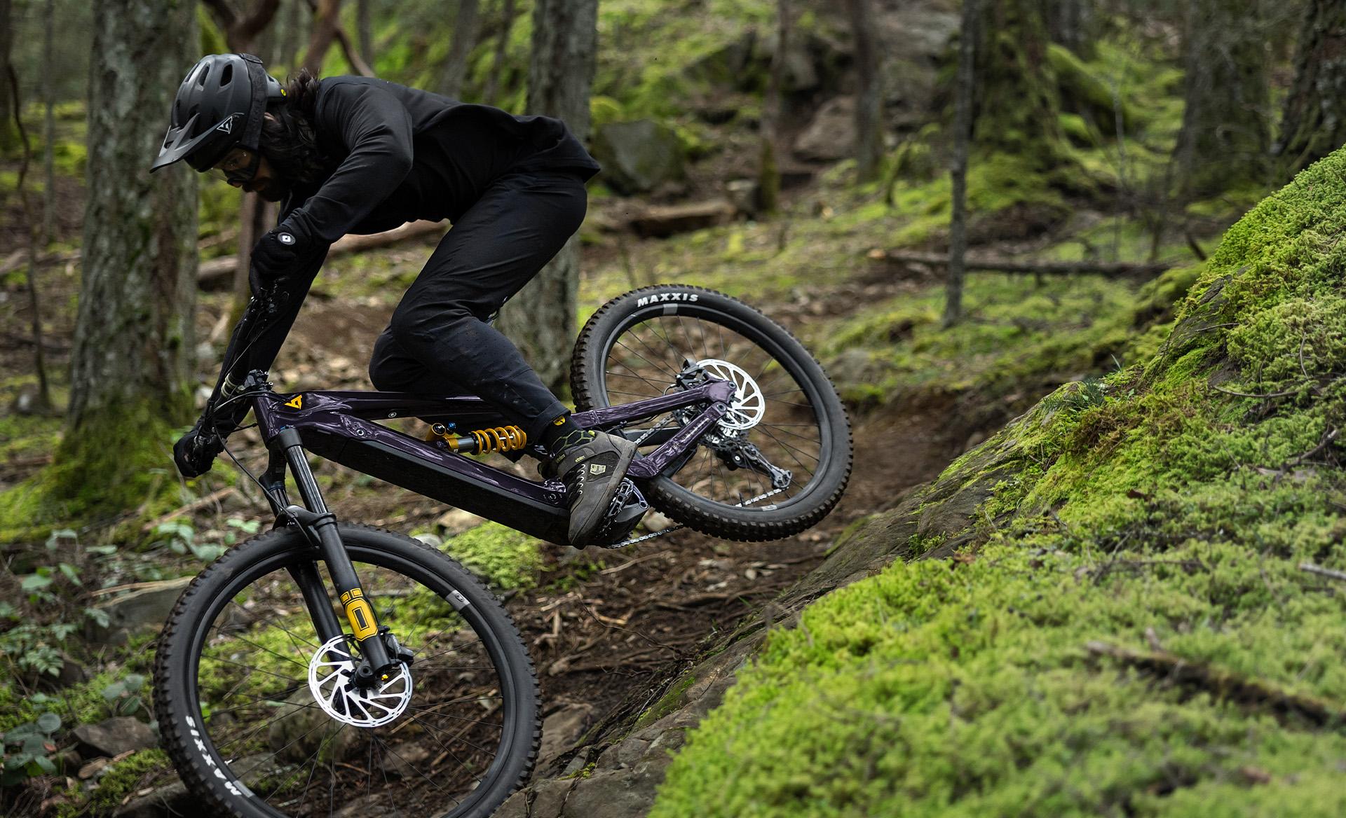 News YT CAPRA MX Uncaged 9 & DECOY MX Uncaged 9 Return of the Shred