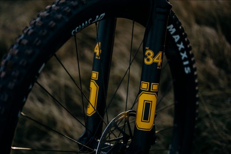 Öhlins Unveils the RXF34 m.2 - the Gold Standard for Downcountry Trail Forks