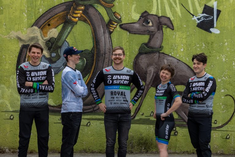 Unior-Sinter Factory Racing welcomes new faces & jumps into the world of freestyle