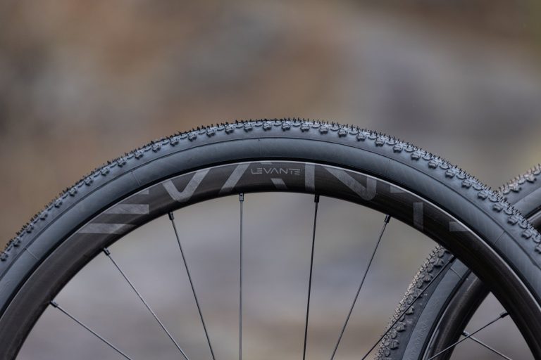 Campagnolo announces its first all-gravel wheelset - Levante