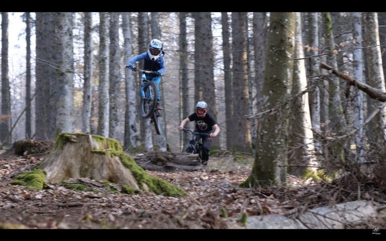 Video: 8 Year Charles And FlohGroh Shred
