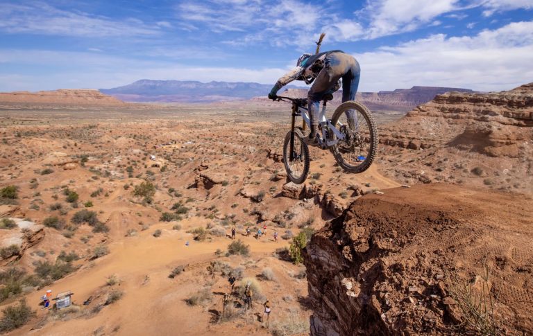 Monday Motivation: Women's Freeride MTB is at an all time high