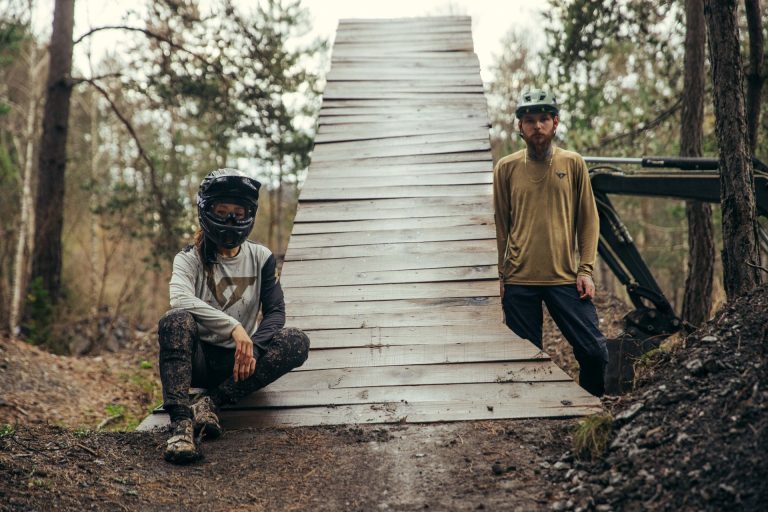 YT Industries Performance Wear - Best worn with a Pound of Dirt