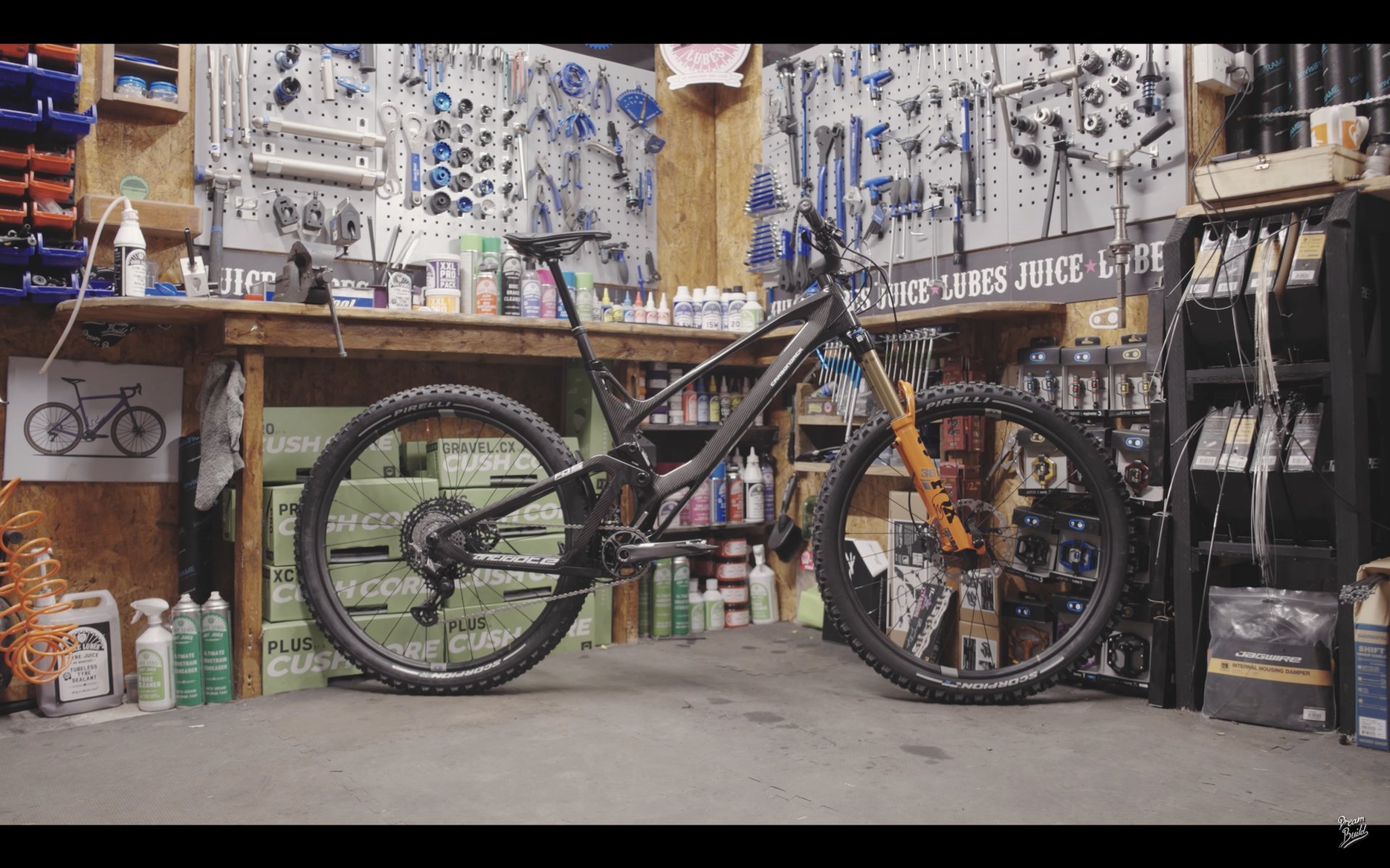 DREAM BUILD MTB - Antidote Carbonjack