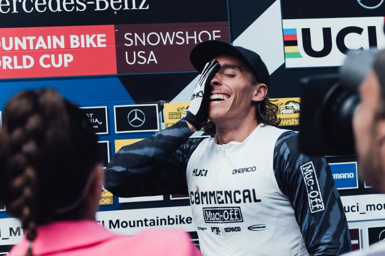 UCI MTB DH World Cup: Balanche and Pierron master muddy Snowshoe downhill