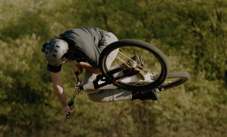 Video: 'Fieldwork' ft. Oszkar Nagy