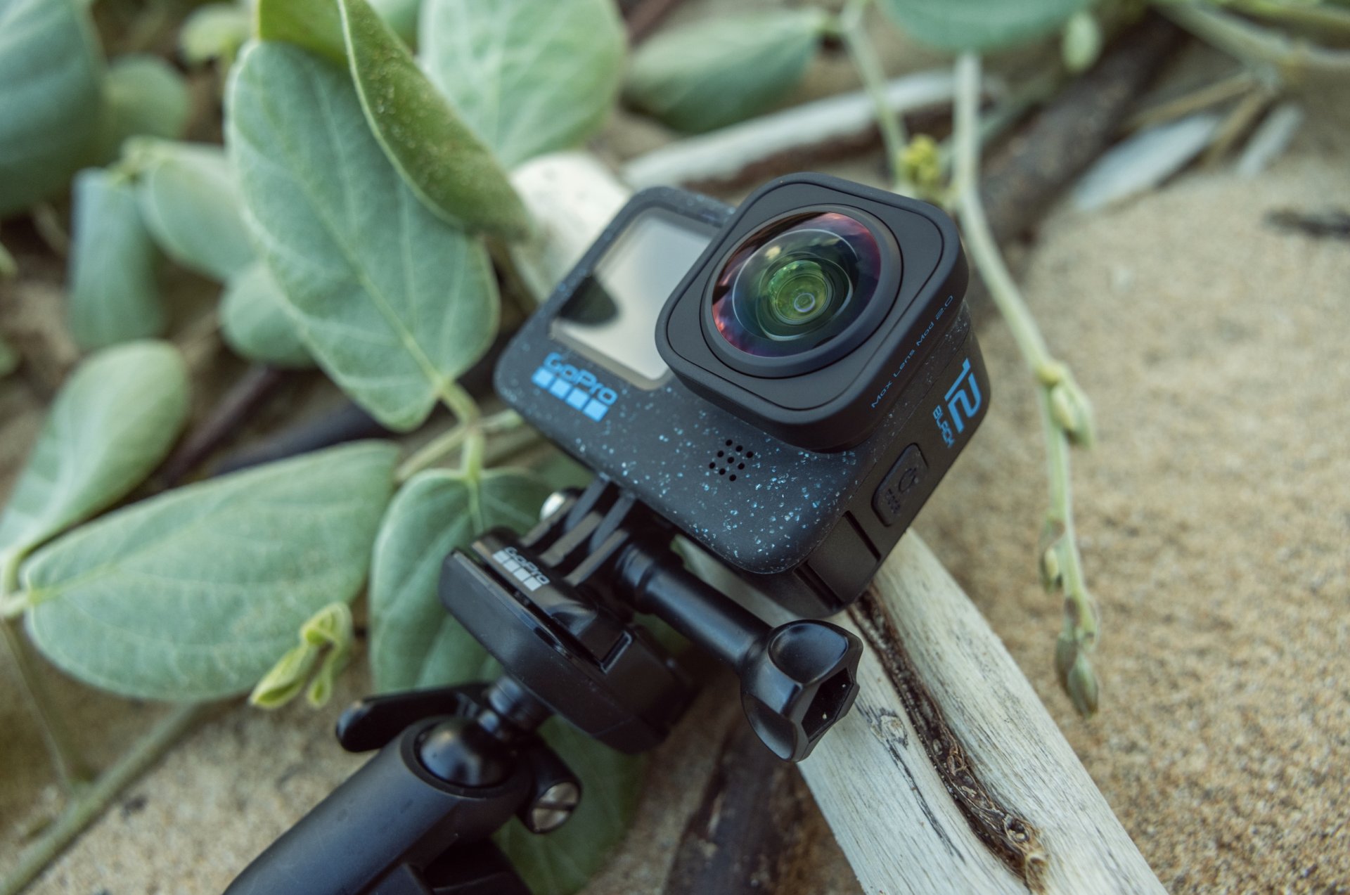 Max Lens Mod 2.0 - Ultra Wide Angle POV Camera Lens