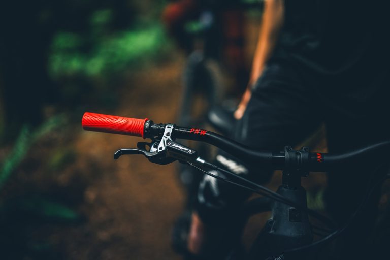 PNW Components Releases New Loam Carbon Handlebar