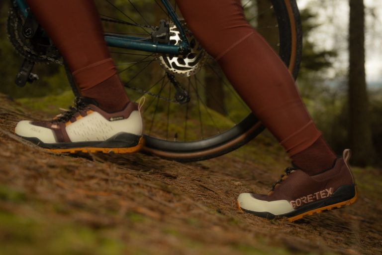 Introducing the Ergolace GTX PEdALED x fizik