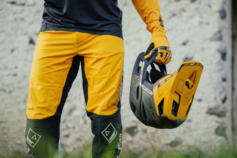 Leatt Unveils MTB Gravity 6.0 Carbon Helmet