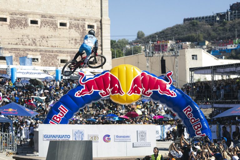Colombian Juanfer Vélez Wins Red Bull Guanajuato Cerro Abajo 2024
