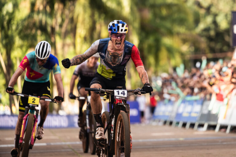 Andreassen sprints to UCI MTB World Cup win in Araxá