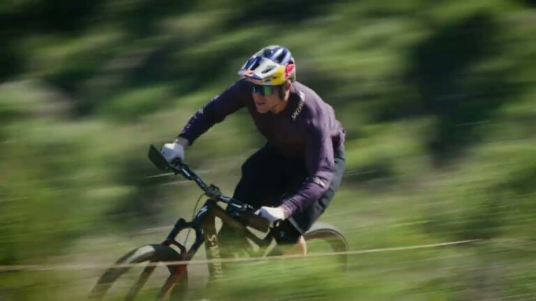 Video: 'Epic 8 EVO' feat Curtis Keene