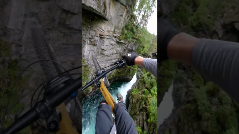Jaw-Dropping MTB POV