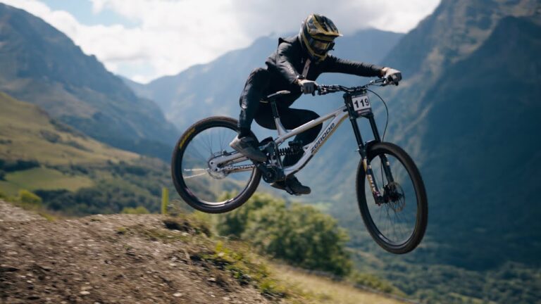 Video: DH INSANITY IN LOUDENVIELLE WORLD CUP